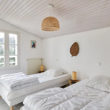 Maison Pour 14 - 150 M De La De La Clere * 누아르무티에 앙 릴